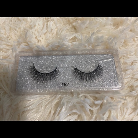 False lashes - Picture 1 of 9